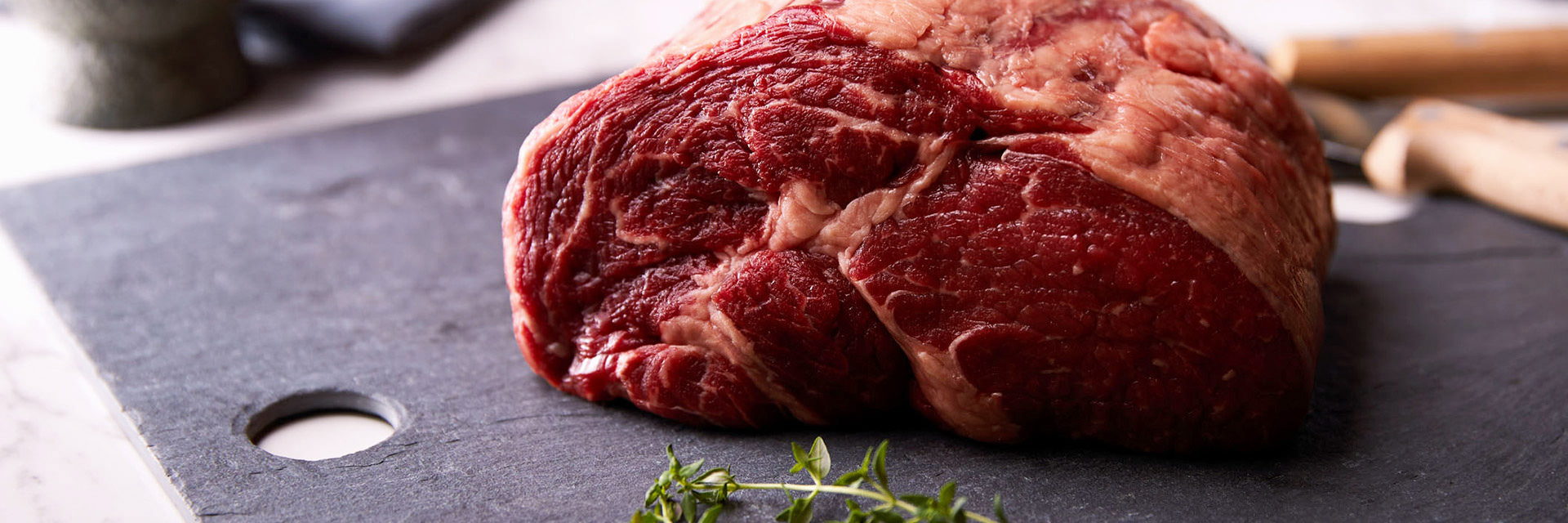 牧草牛の栄養素 イメージ PC用